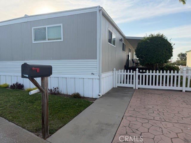 765 Mesa View Dr