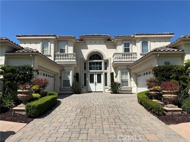 3313 Gardenia Lane