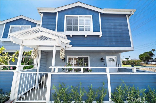 17040 Downey