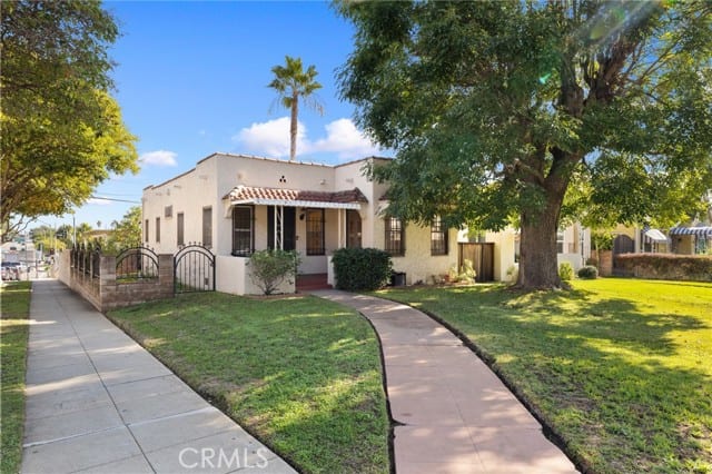 600 La Paloma Avenue