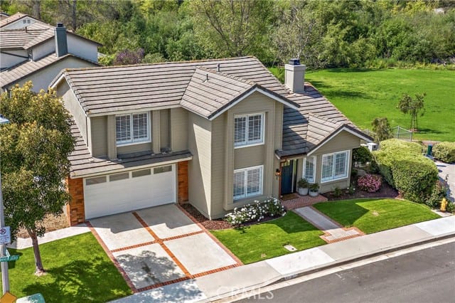 1 Hummingbird Lane