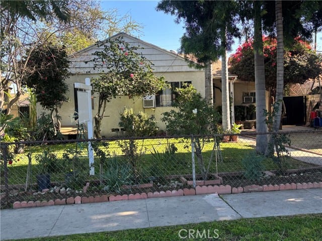 4306 baldwin park Boulevard