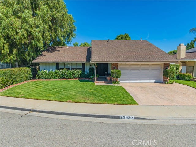 23429 Via Elisandra, Valencia, CA 91355