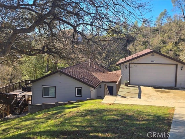 2627 Captains Walk