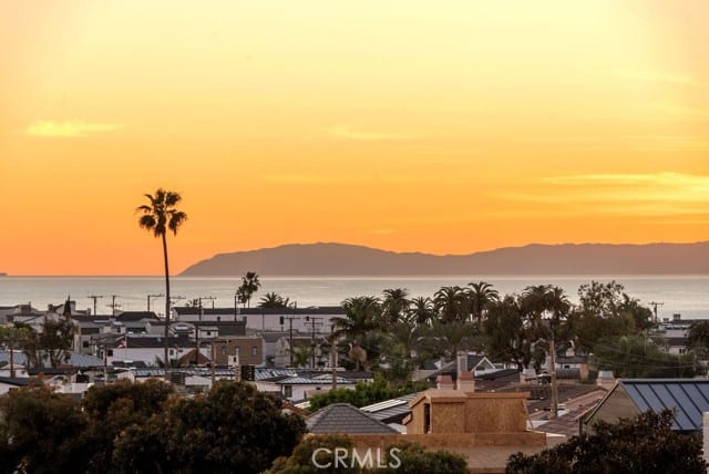 3501 Daffodil Avenue, 16, Corona del Mar, CA 92625