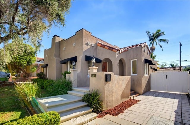 1304 Carmen Drive, Glendale, CA 91207