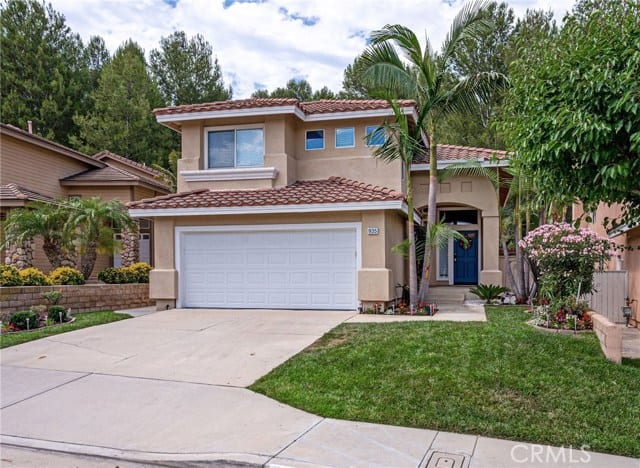 935 South Silver Star Way