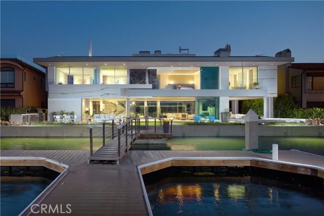 1220 West Bay Avenue, Newport Beach, CA 92661