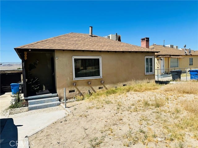 851 Flora Street