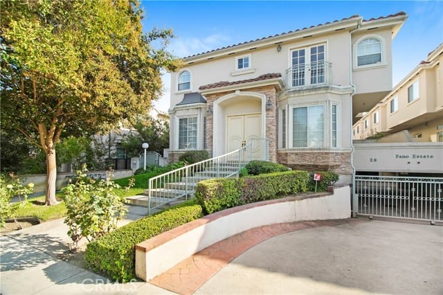 28 Fano Street