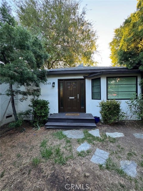2649 Lake Avenue