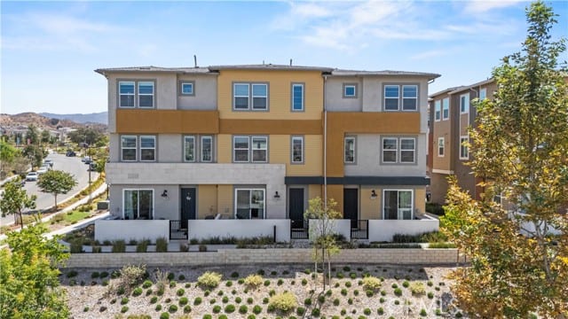 27105 Valley Oak, Valencia, CA 91381