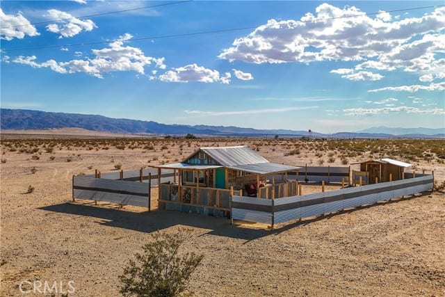 3494 Mojave Road