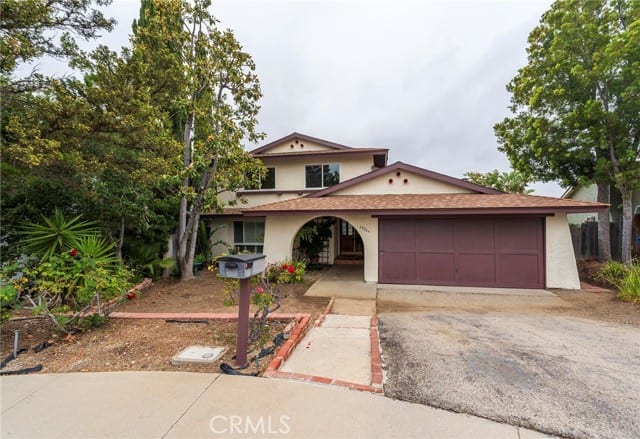29204 Deep Shadow Drive