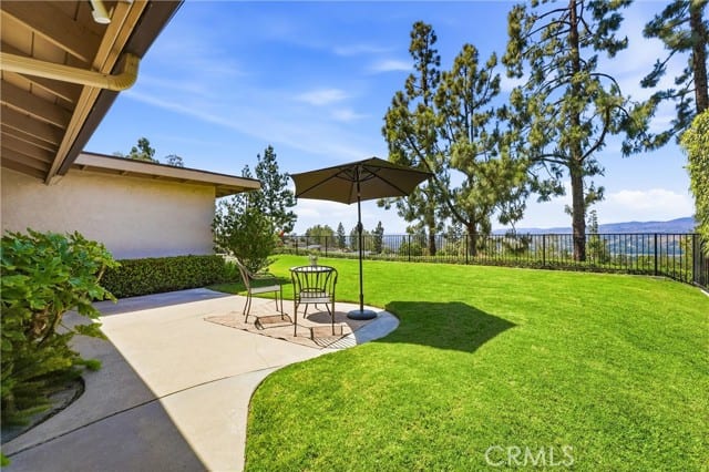 6487 East Calle del Norte
