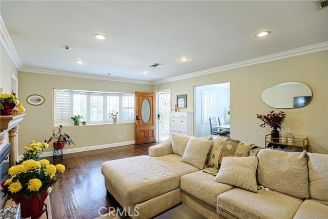 313 East 11th