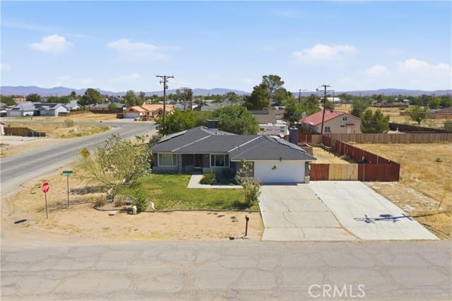 8801 Hickory