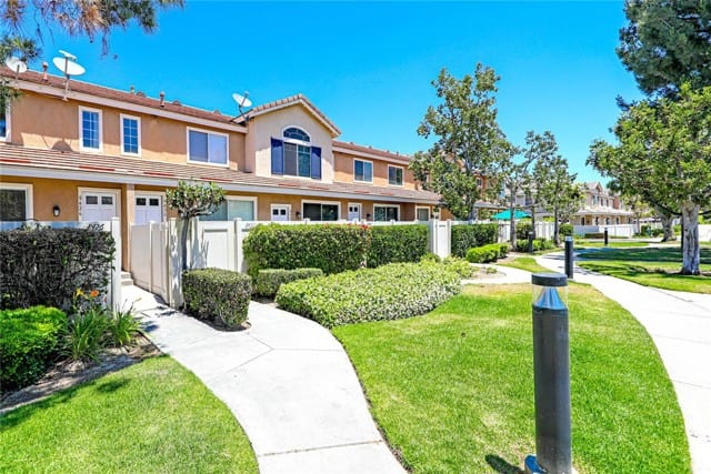 8436 East Durango Way