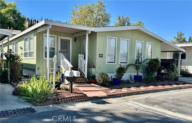 10025 El Camino Real