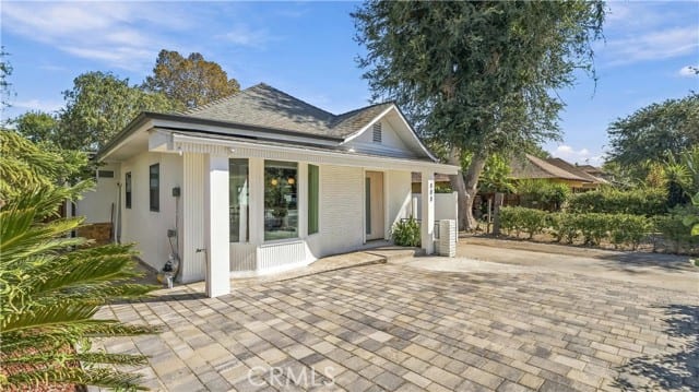 808 South Los Robles, Pasadena, CA 91106