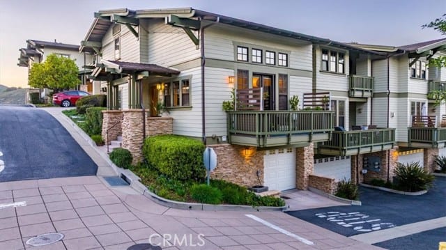 290 Ocean Oaks Lane