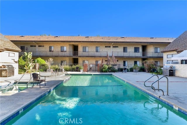 7632 Topanga Canyon