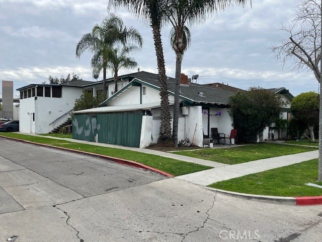 2552 East Terrace
