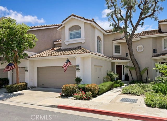 1042 South Sundance Drive