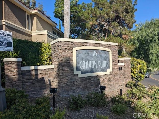 22681 Oakgrove