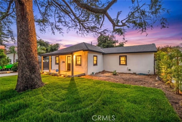 2967 Casitas