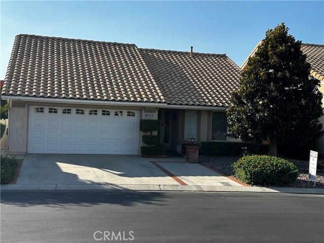 1209 Bel Air Court