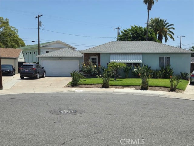 1276 East Flower Street