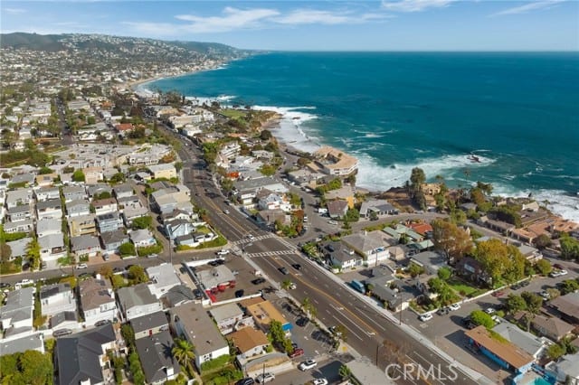 217 Wave Street, Laguna Beach, CA 92651