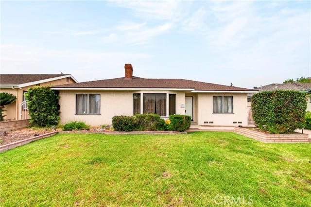 171 West Naomi