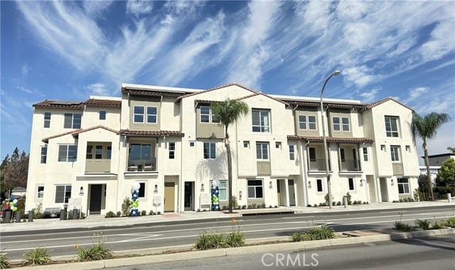 685 South Brea Boulevard