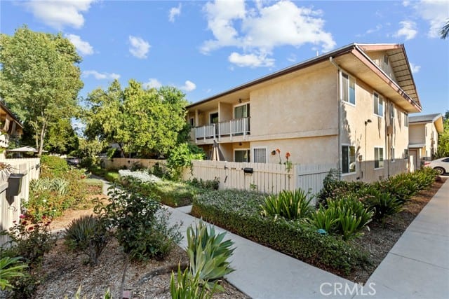 8031 Canby Ave, 4, Reseda, CA 91335