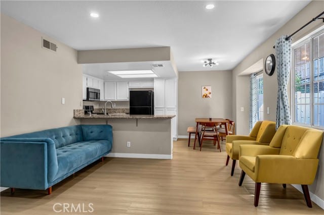 1724 South Angel Court