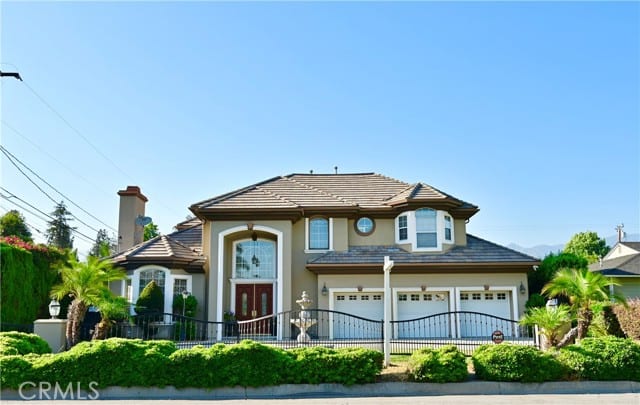 21 East Las Flores Avenue