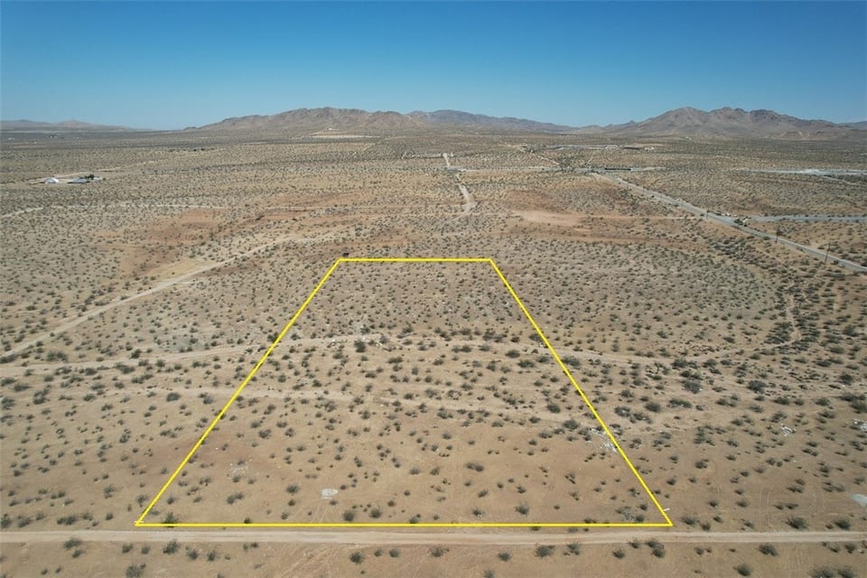 0 Apple Valley Land