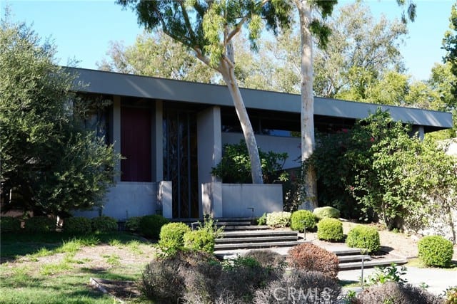 1665 Euston Rd, San Marino, CA 91108