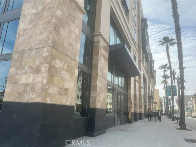 39 South Los Robles, 3002, Pasadena, CA 91101