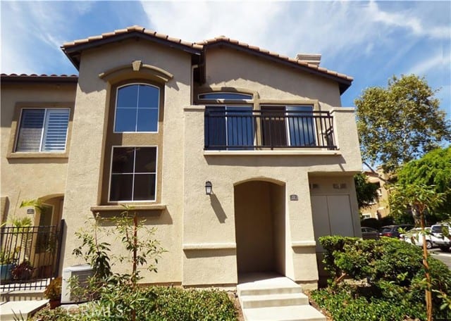 32 Vellisimo Drive