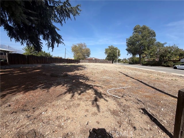 1978 North Indian Hill, Claremont, CA 91711