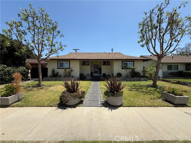 502 South Magnolia Avenue