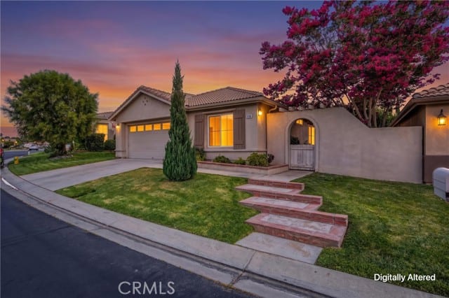 770 Twin Hills Dr