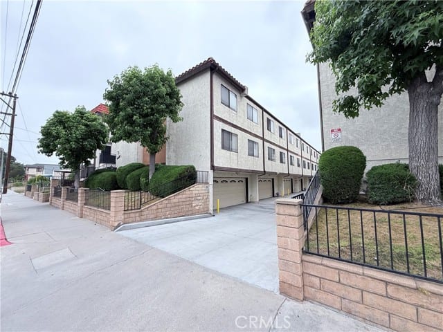 1712 South 6th Street