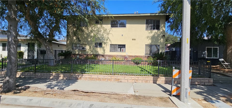 231 East Maple