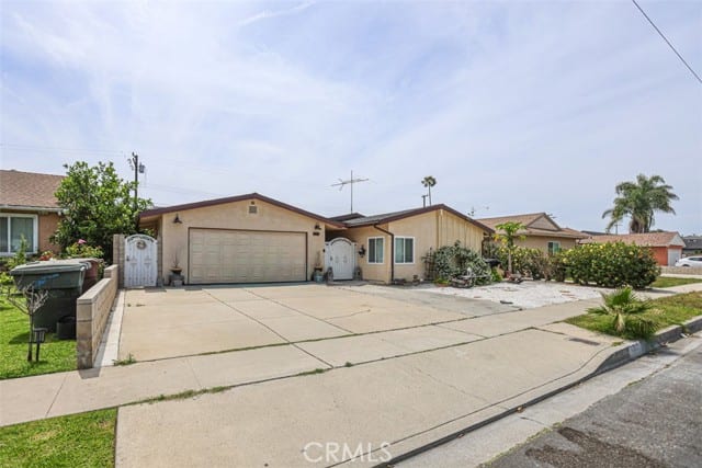 1762 West Minerva