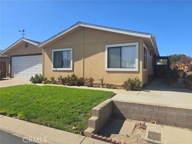 3435 Greenacre, Santa Maria, CA 93455