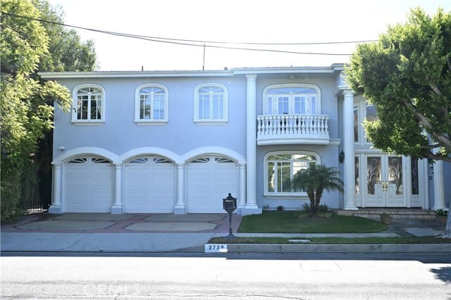 2726 Casiano